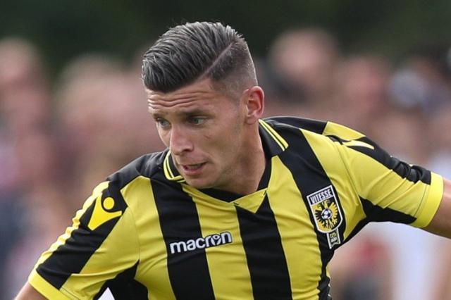 队以2比1 队以2比1