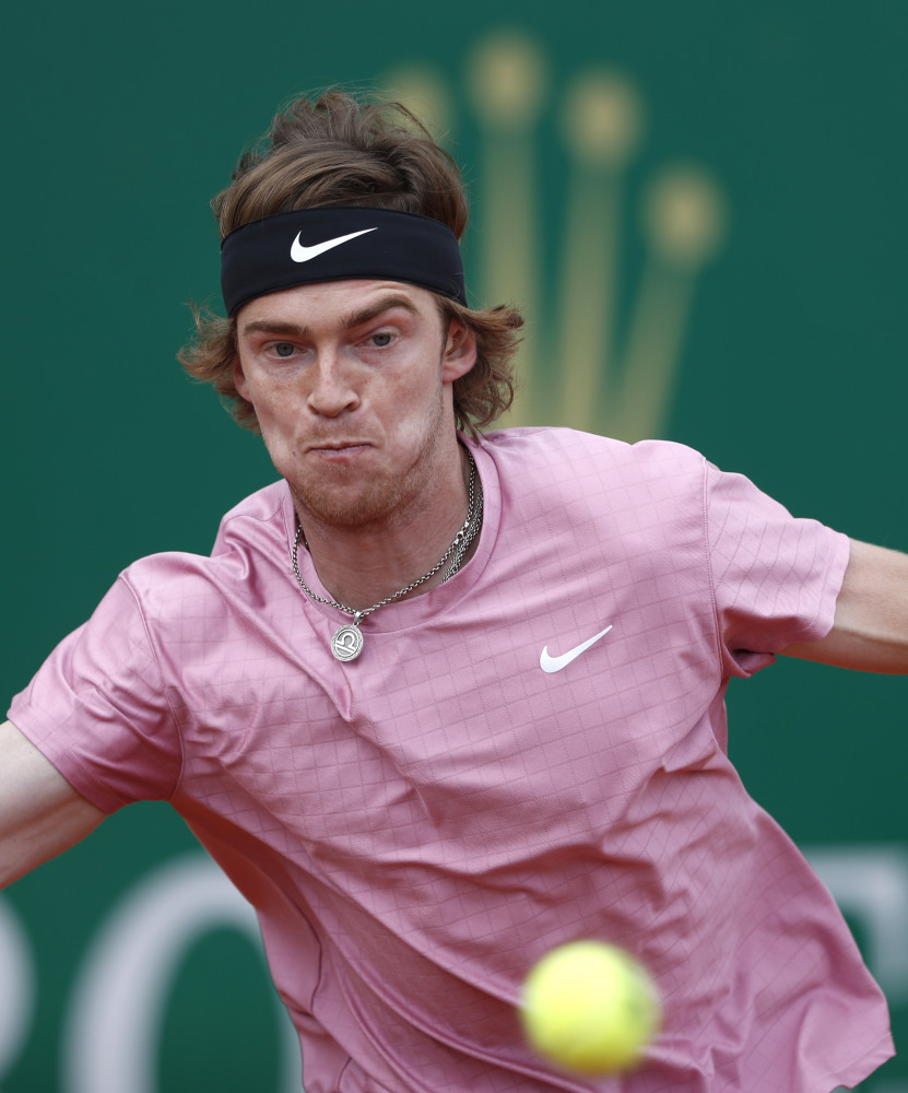 首次缺席季 首次缺席季