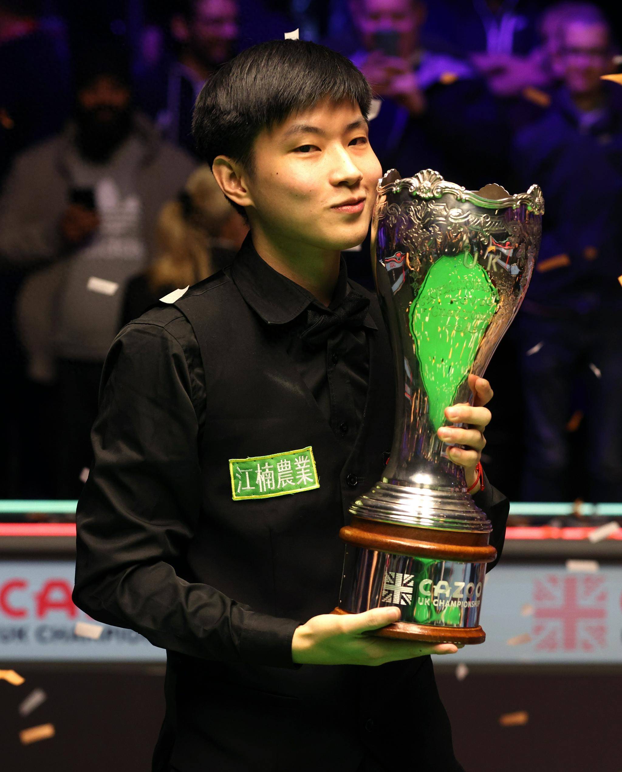 多余传球 多余传球