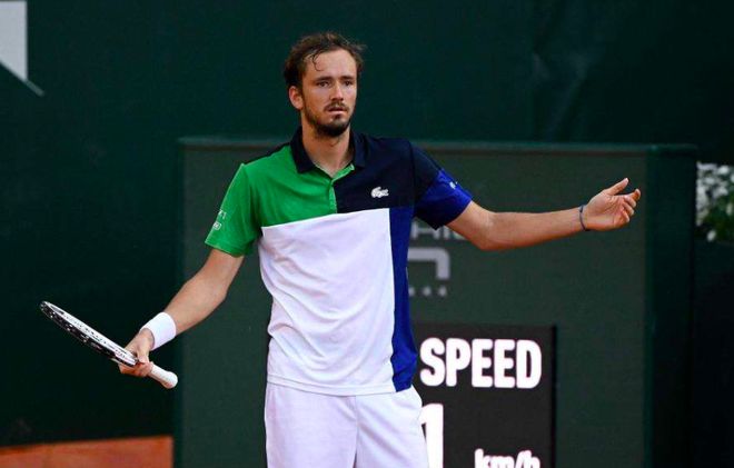 角球与前场 角球与前场